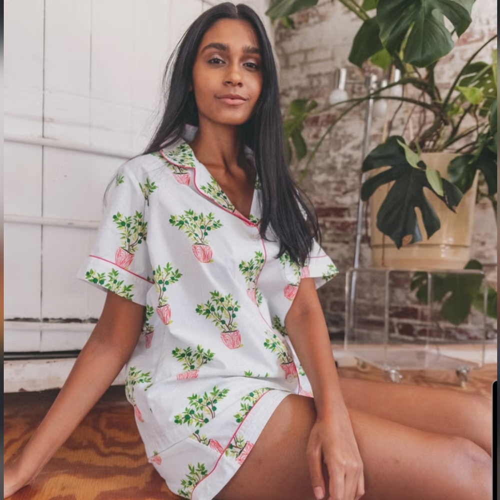 Printfresh White Pajama Set with Green and Pink Plant Design